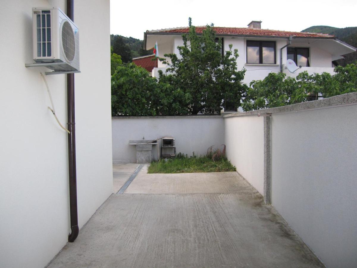 Gnezdo Studio Apart Shipka Exterior photo